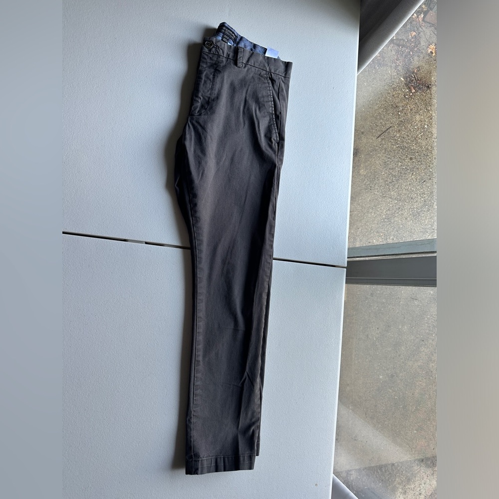 Banana Republic Factory Fulton Skinny Chino 32x30, charcoal